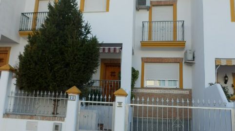 Vivienda en Mengíbar  Calle El Naranjo