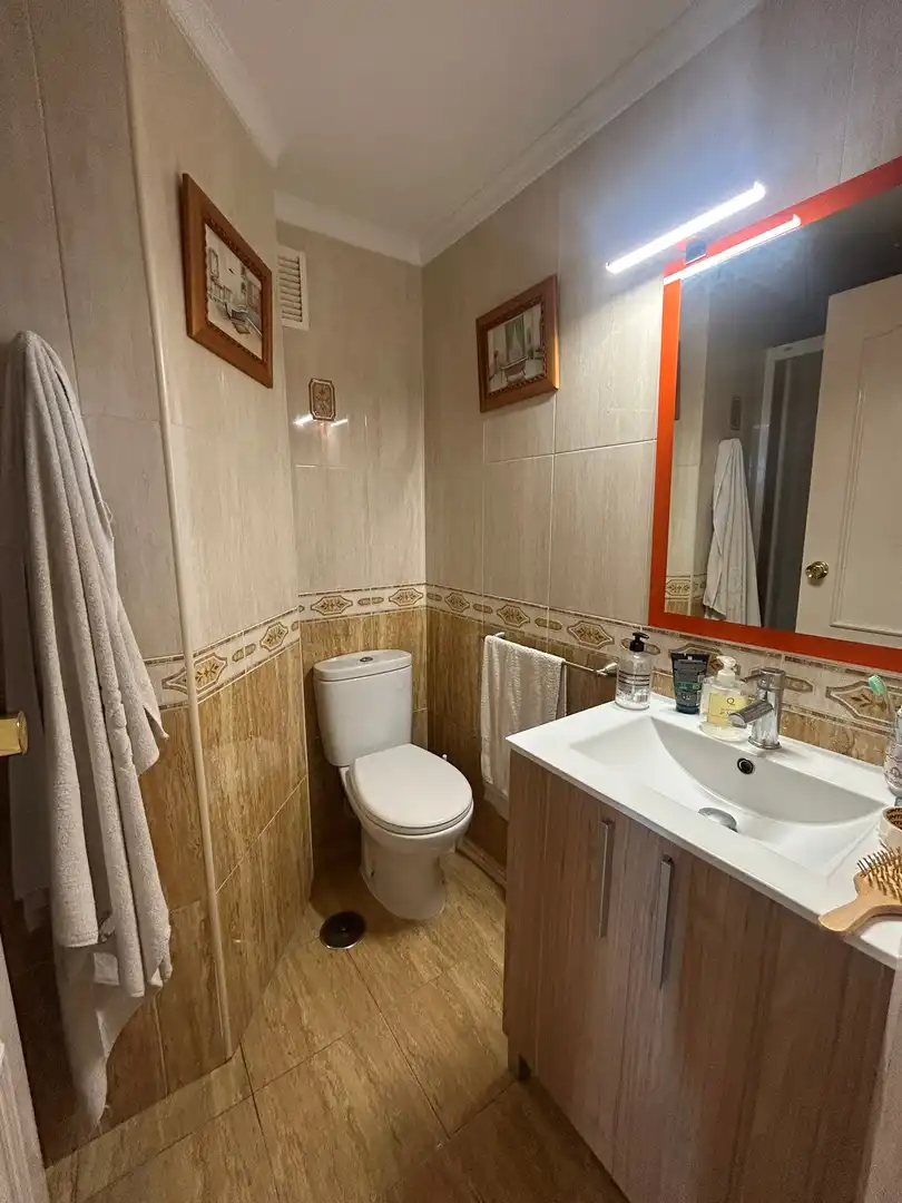 Badezimmer von Wohnungen zum Verkauf in Marbella mit Terrasse, Möbliert und Internet