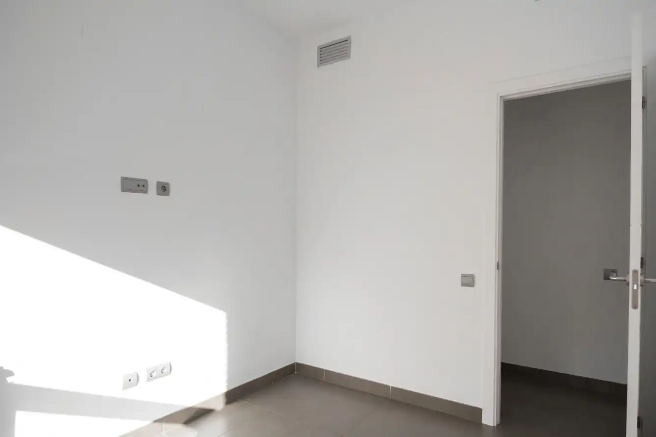 Flat for rent in Sant Cugat del Vallès  with Heating, Terrace and Storage room