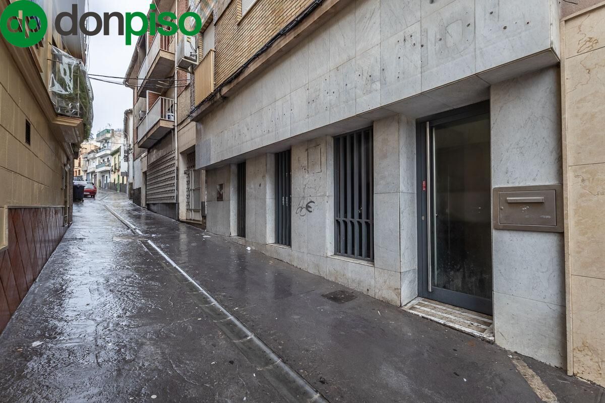 Außenansicht von Geschaftsraum zum Verkauf in Iznalloz