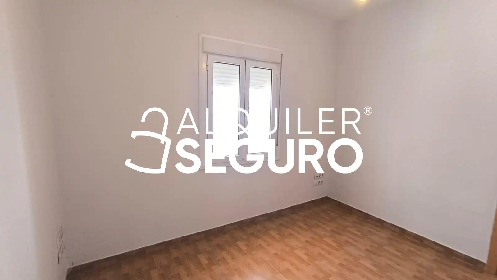 Bedroom of Flat for rent in Sevilla  with Air Conditioner