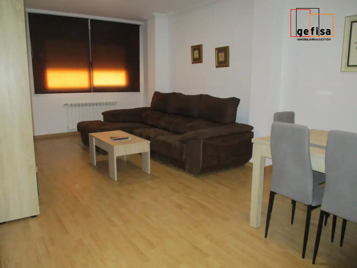 Sala de estar de Apartamento de alquiler en Valdepeñas con Calefacción, Amueblado y Balcón