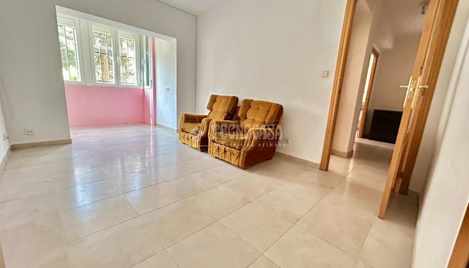 Foto 1 de Piso en venta en Aluche, Madrid