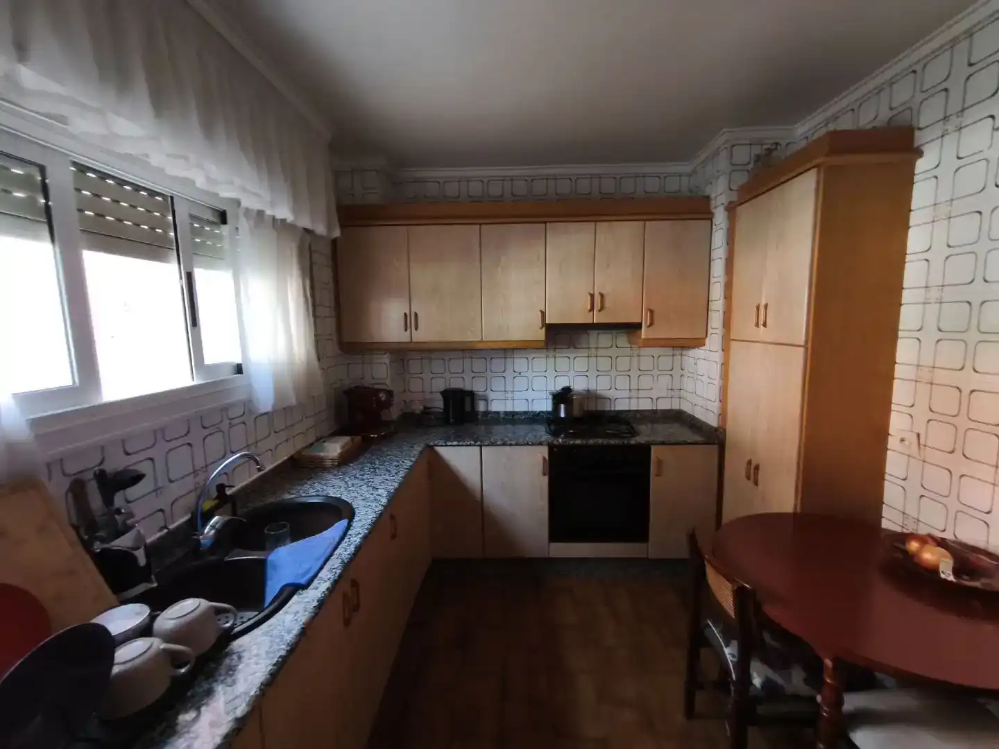 Cocina de Piso para compartir en Las Trescientas - San Francisco - Ciudad Vergel  