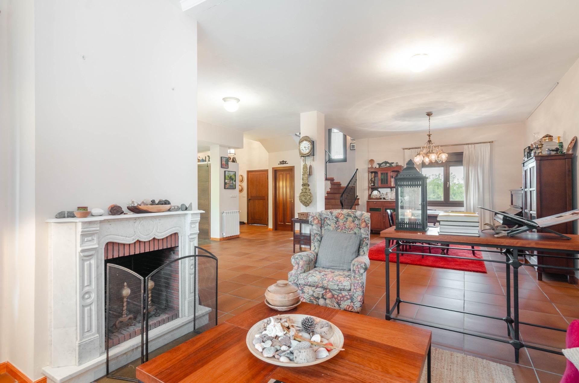 Sala d'estar de Casa o xalet en venda en Cudillero amb Calefacció i Jardí privat