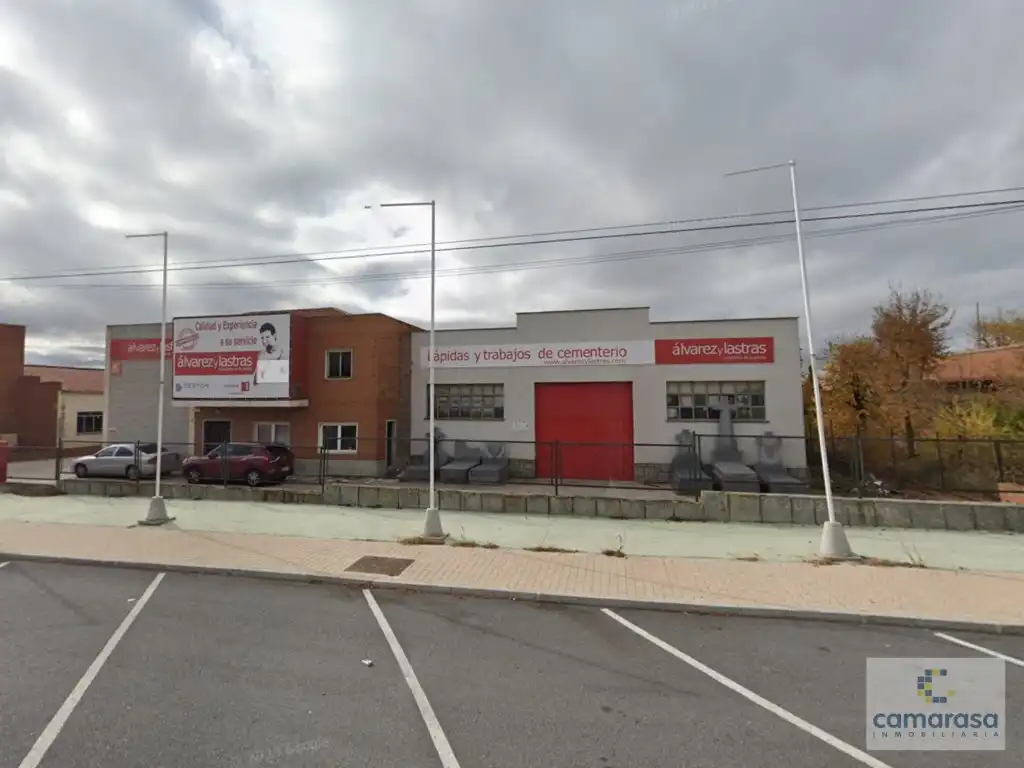 Nave industrial en alquiler en Calle Jorge De Santayana 25