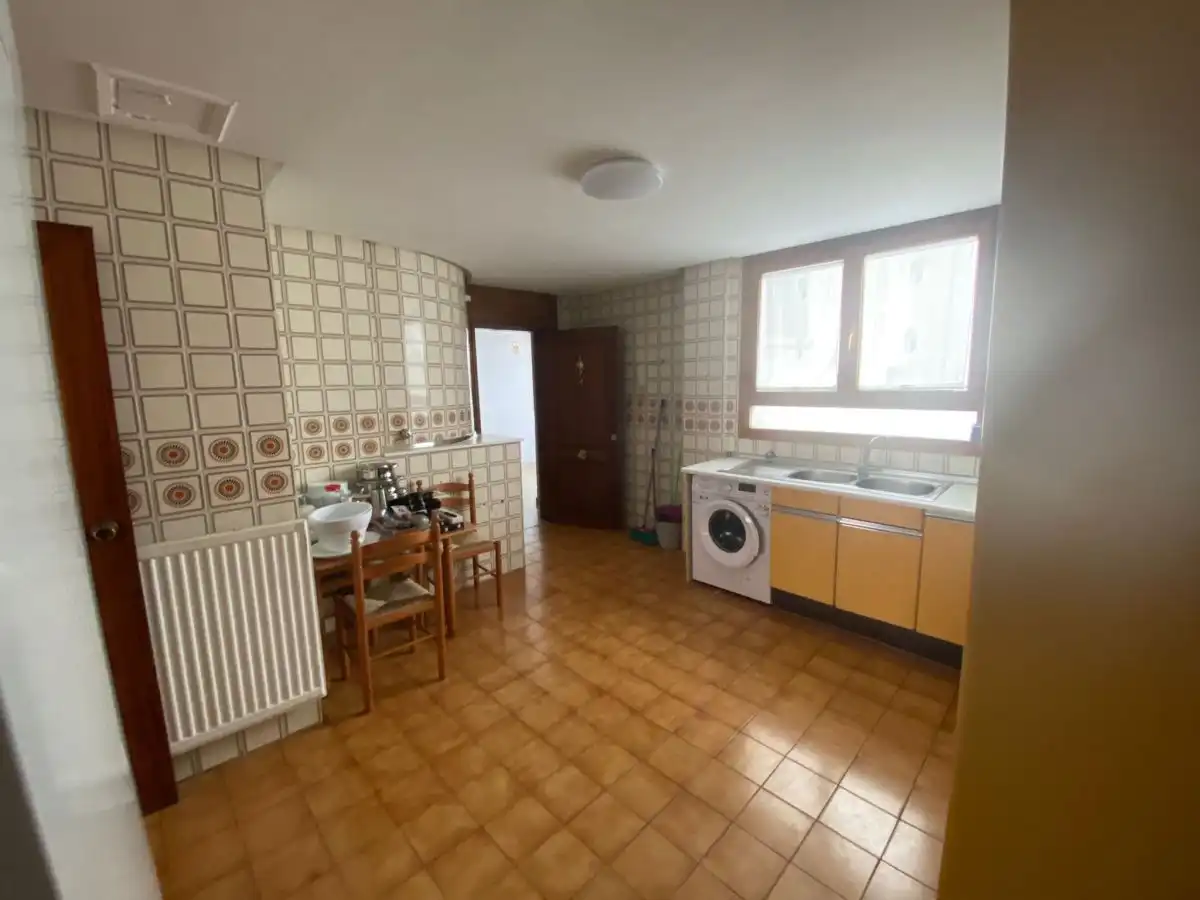 Küche von Wohnung zur Miete in Palencia mit Klimaanlage, Heizung und Möbliert