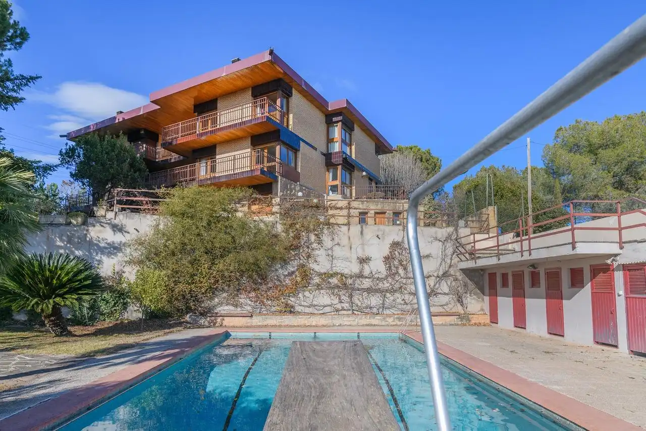 Exterior view of Houses for sale in Manresa  with Air Conditioner, Heating and Private garden