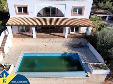 Chalet con balcón en venta en Jesús
