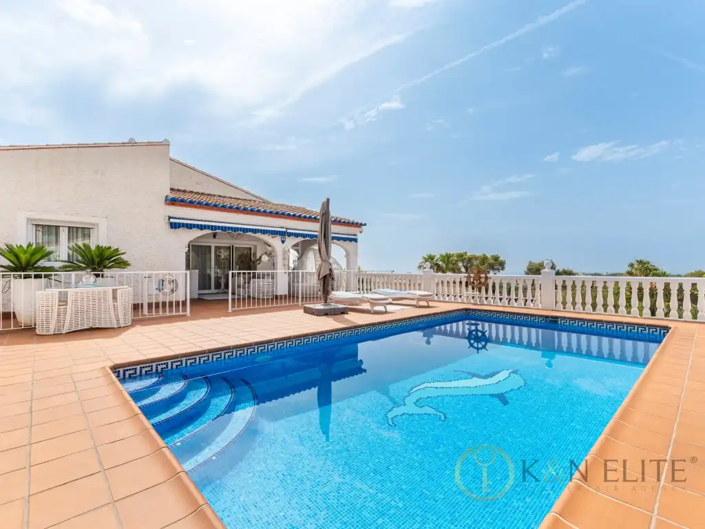 Vista exterior de Casa o chalet en venta en Moraira con Aire acondicionado, Jardín privado y Terraza