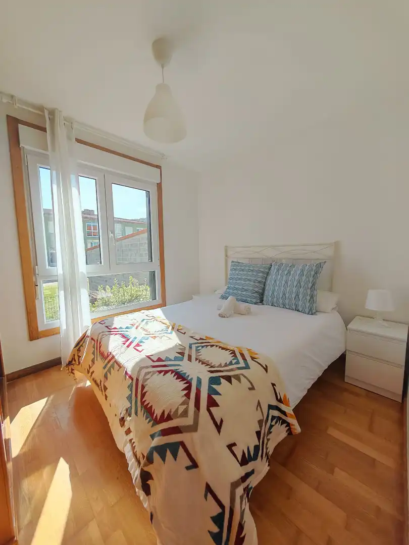 Dormitori de Apartament de lloguer en Fisterra amb Terrassa, Moblat i Forn