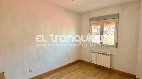 Photo 4 of Flat for rent in Calle Sambara, Quintana, Madrid Capital