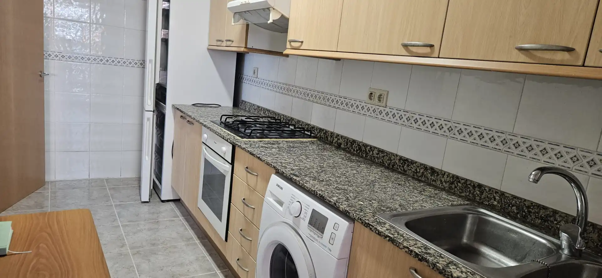 Cuina de Pis en venda en Tarragona amb Aire condicionat, Terrassa i Moblat