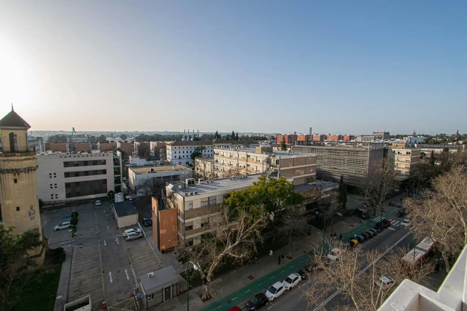 Exterior view of Flat for sale in Sevilla  with Air Conditioner, Terrace and Furnished
