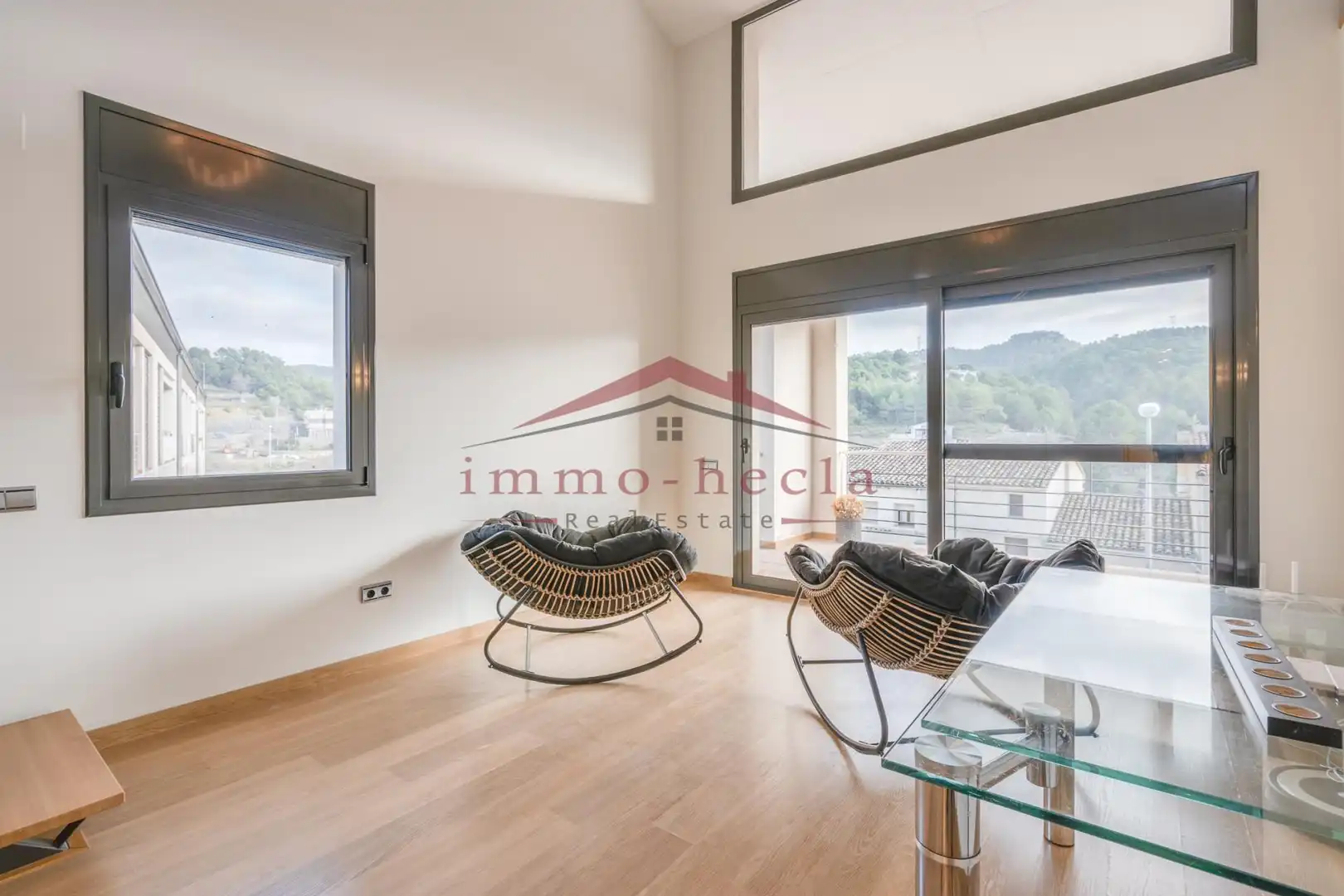 Sala de estar de Dúplex en venta en Castellolí con Calefacción, Terraza y Horno