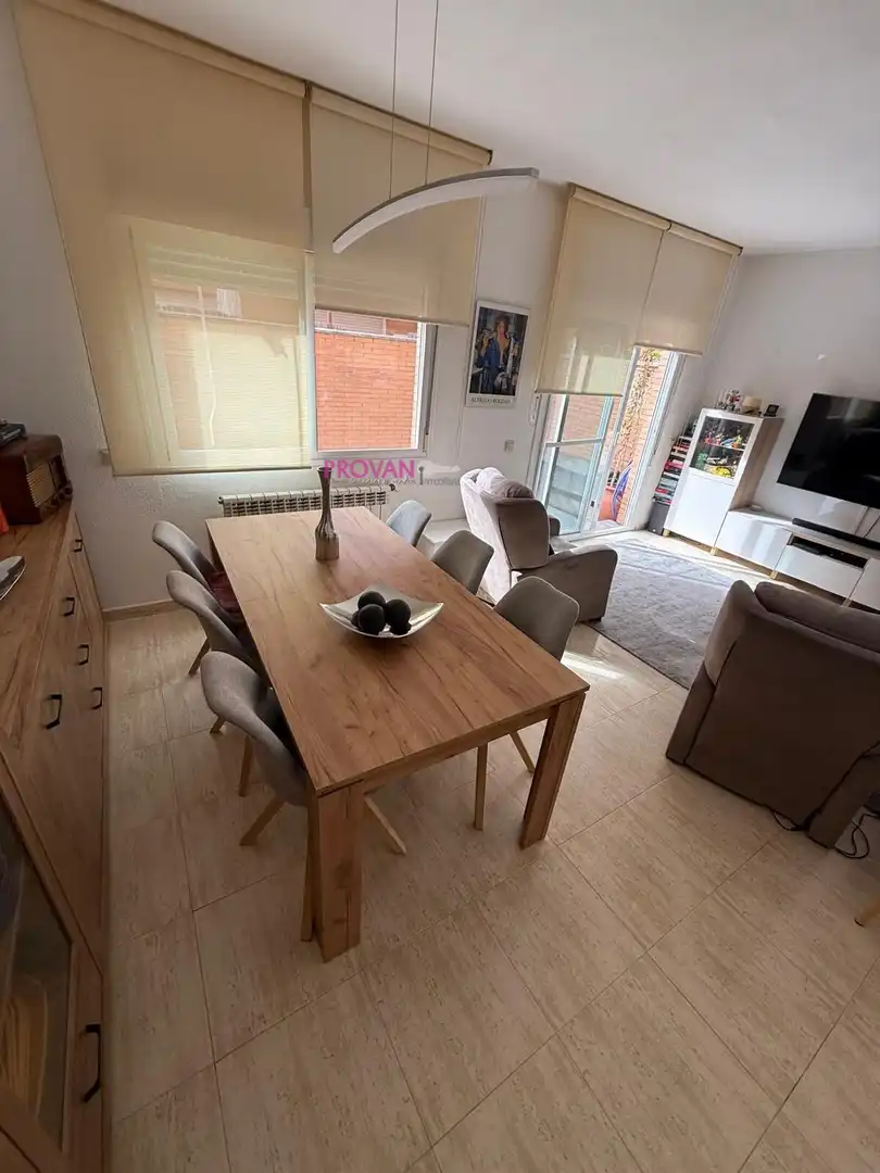 Casa adosada en venta en Ensanche