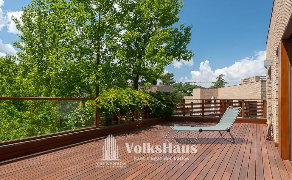 Terrasse von Haus oder Chalet zum Verkauf in Sant Cugat del Vallès mit Klimaanlage, Heizung und Privatgarten