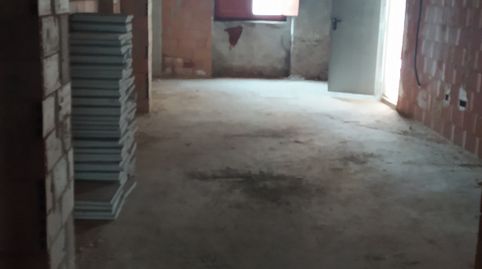En total son 156,36 m útiles (186,42 construidos) + terraza.  1 puerta a la calle. Planta baja + sótano., imatge 2