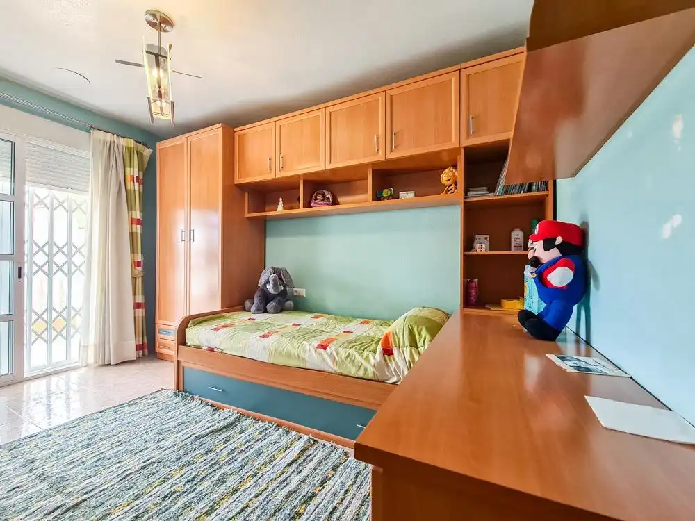 Schlafzimmer von Einfamilien-Reihenhaus zum Verkauf in Huércal-Overa mit Klimaanlage, Heizung und Terrasse