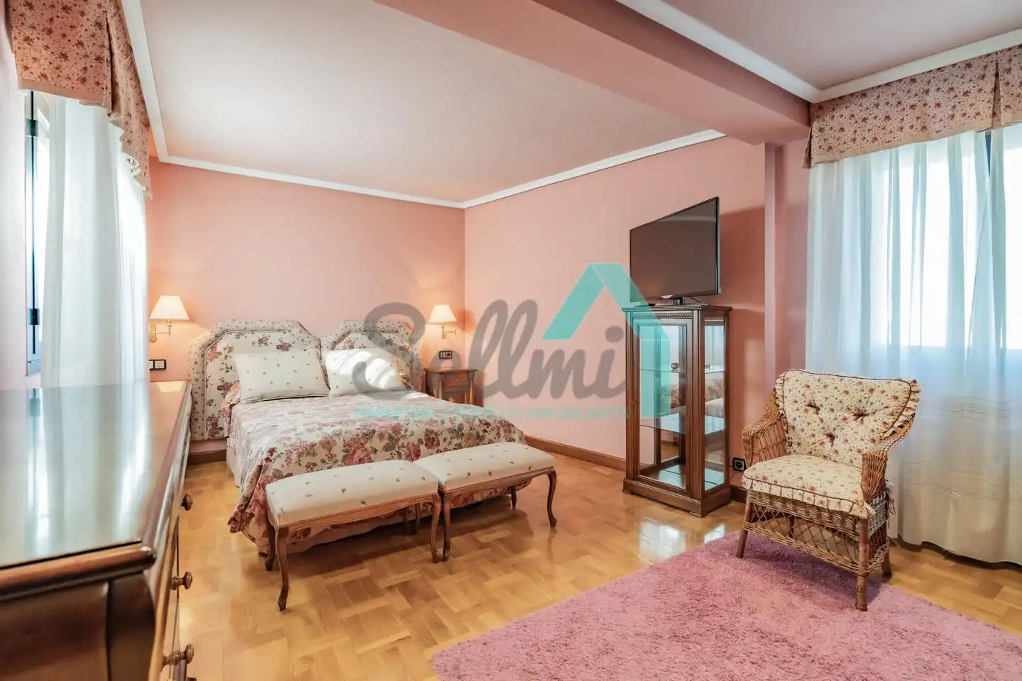 Dúplex de alquiler en Calle la Lila, Salesas - Foncalada - Campoamor
