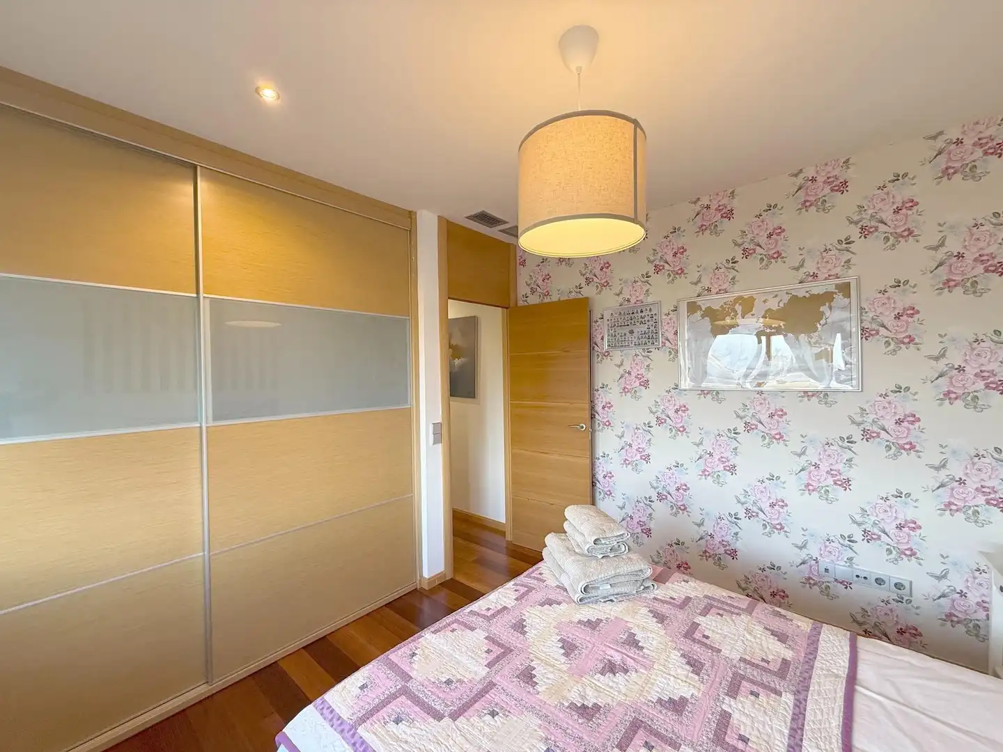 Habitación de Casa o chalet en venta en Cadrete con Aire acondicionado, Calefacción y Jardín privado