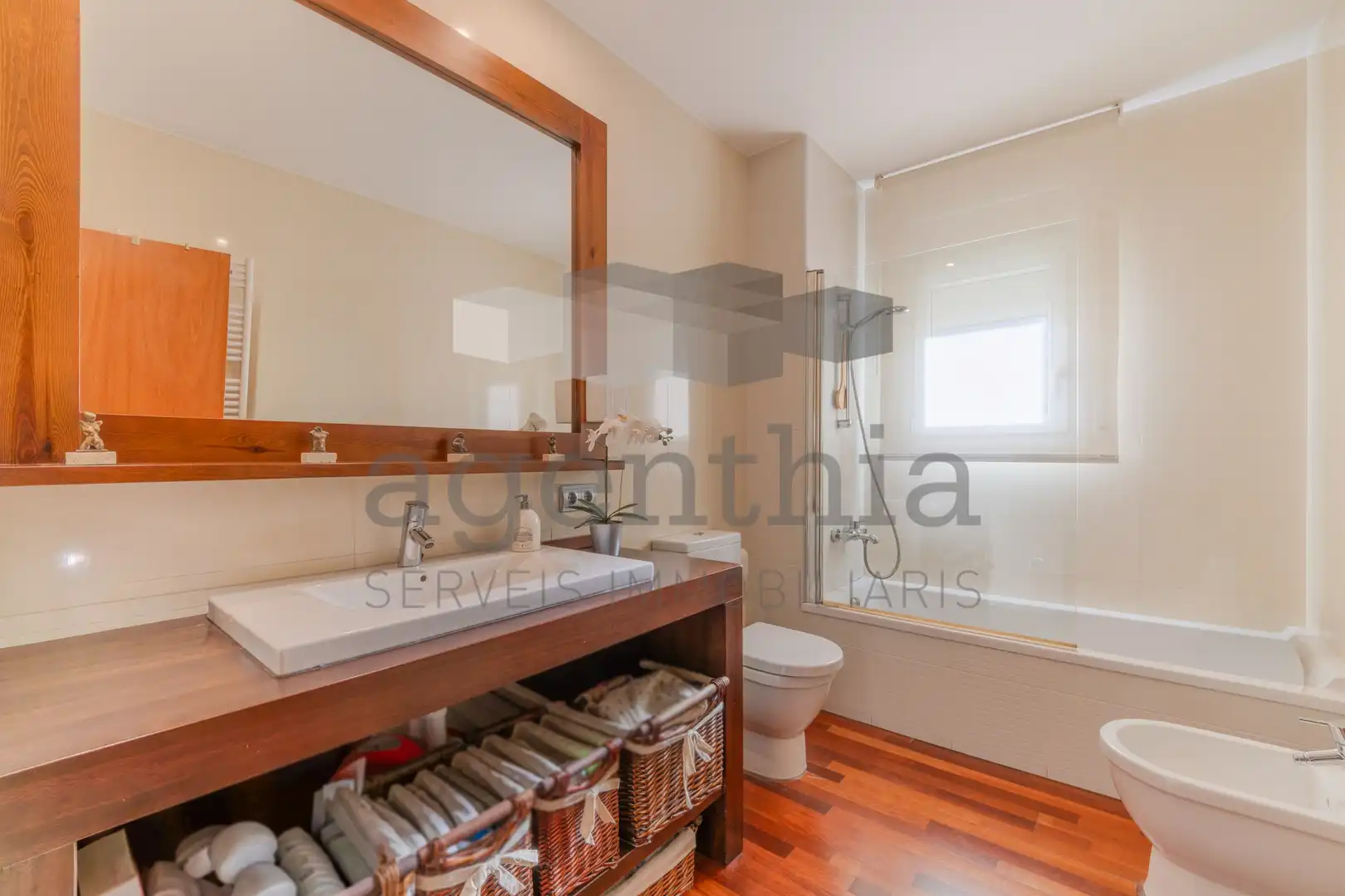 Baño de Casa o chalet en venta en Quart con Aire acondicionado, Calefacción y Piscina