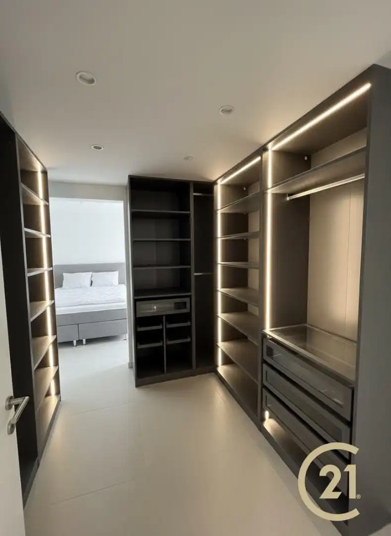 Dormitori de Apartament en venda en Estepona amb Aire condicionat, Calefacció i Terrassa