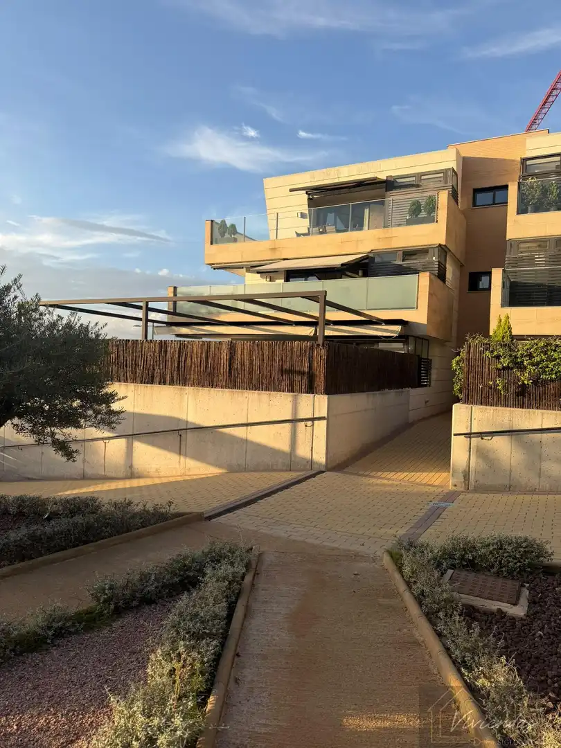 Ático con piscina en venta en SELECCION ESPAÑOLA DE FUTBOL 14 28660, Madrid