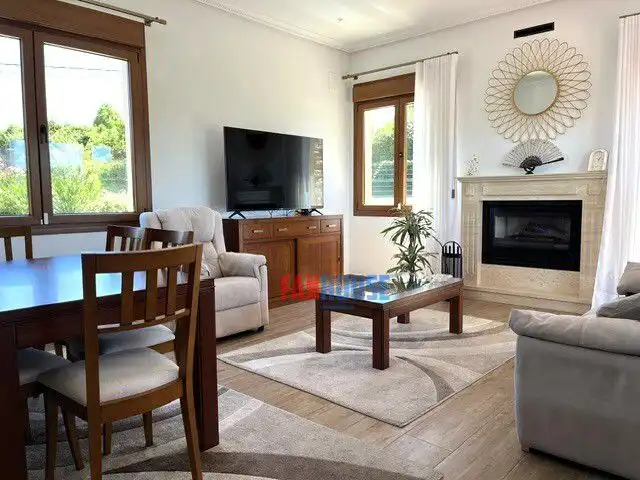 Sala de estar de Casa o chalet en venta en Gijón  con Calefacción, Terraza y Trastero