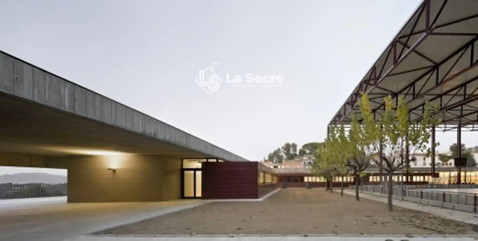 Vista exterior de Dúplex en venda en Castellví de Rosanes amb Aire condicionat, Calefacció i Terrassa