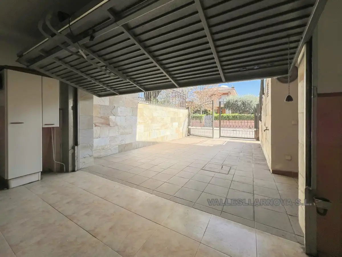 Terrassa de Casa o xalet en venda en Lliçà de Vall amb Aire condicionat, Calefacció i Jardí privat