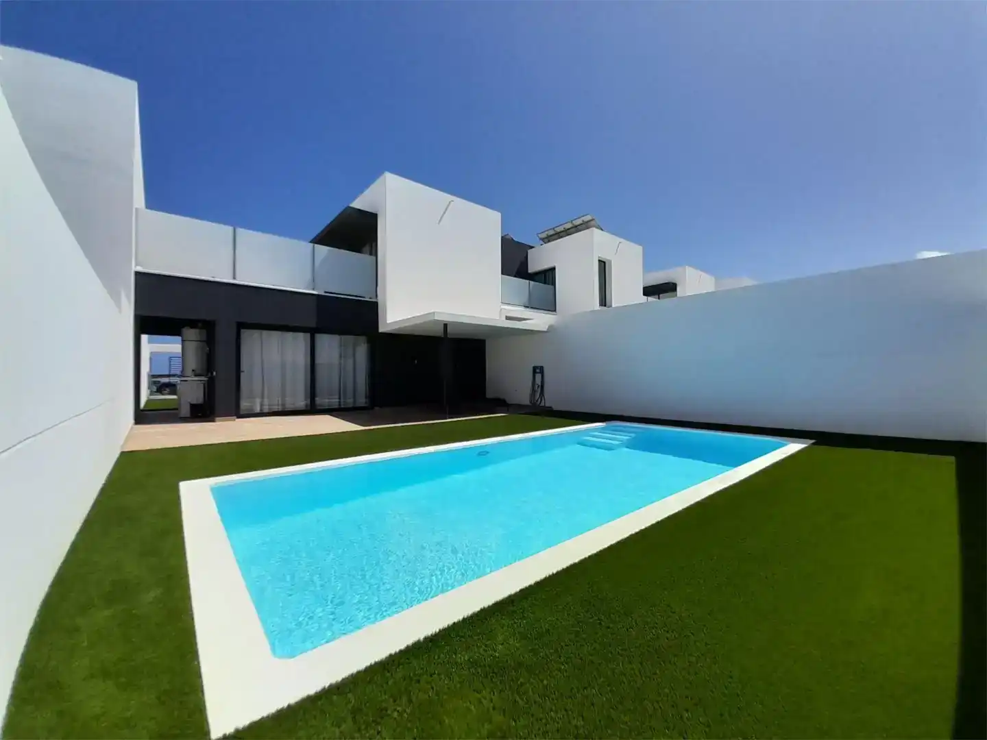 Schwimmbecken von Wohnung zum Verkauf in La Oliva mit Privatgarten, Parkett und Abstellraum