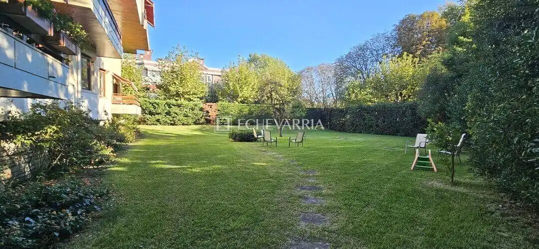 Jardí de Pis en venda en Getxo  amb Calefacció, Jardí privat i Traster
