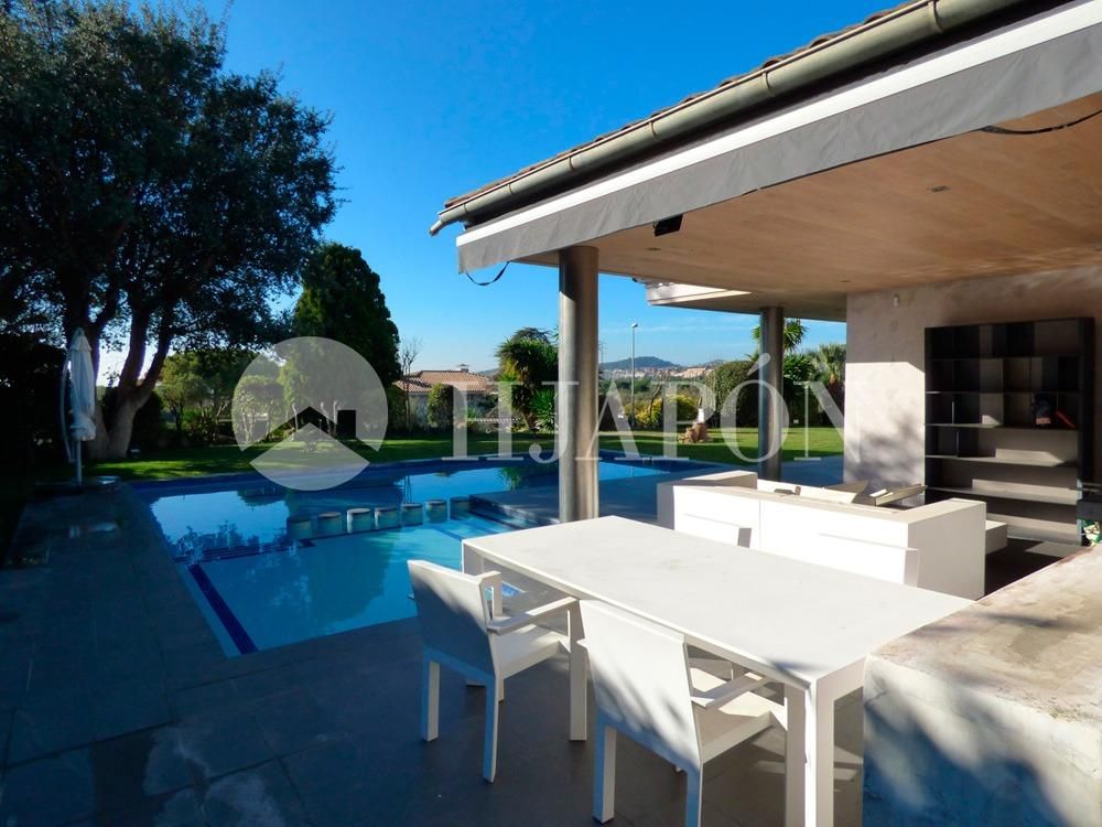 Garden of House or chalet for sale in Alella  with Air Conditioner, Heating and Private garden