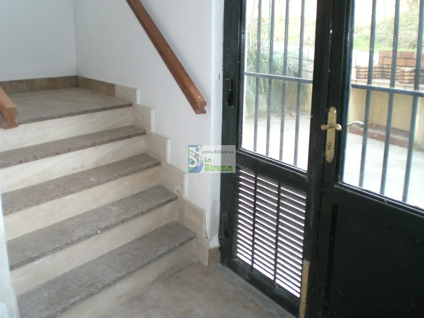 Commercial properties for sale in Castro-Urdiales  with Air Conditioner, Heating and Terrace