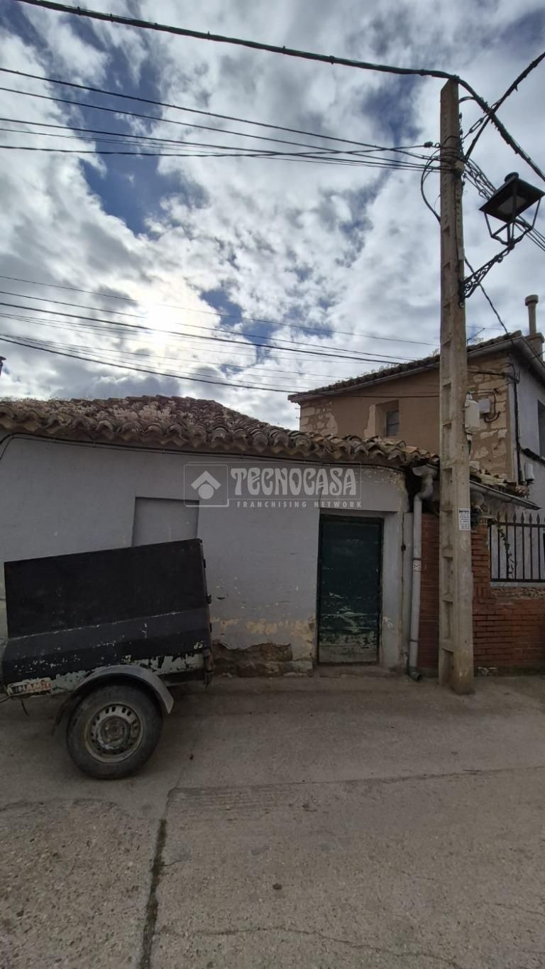 Exterior view of Single-family semi-detached for sale in Tariego de Cerrato