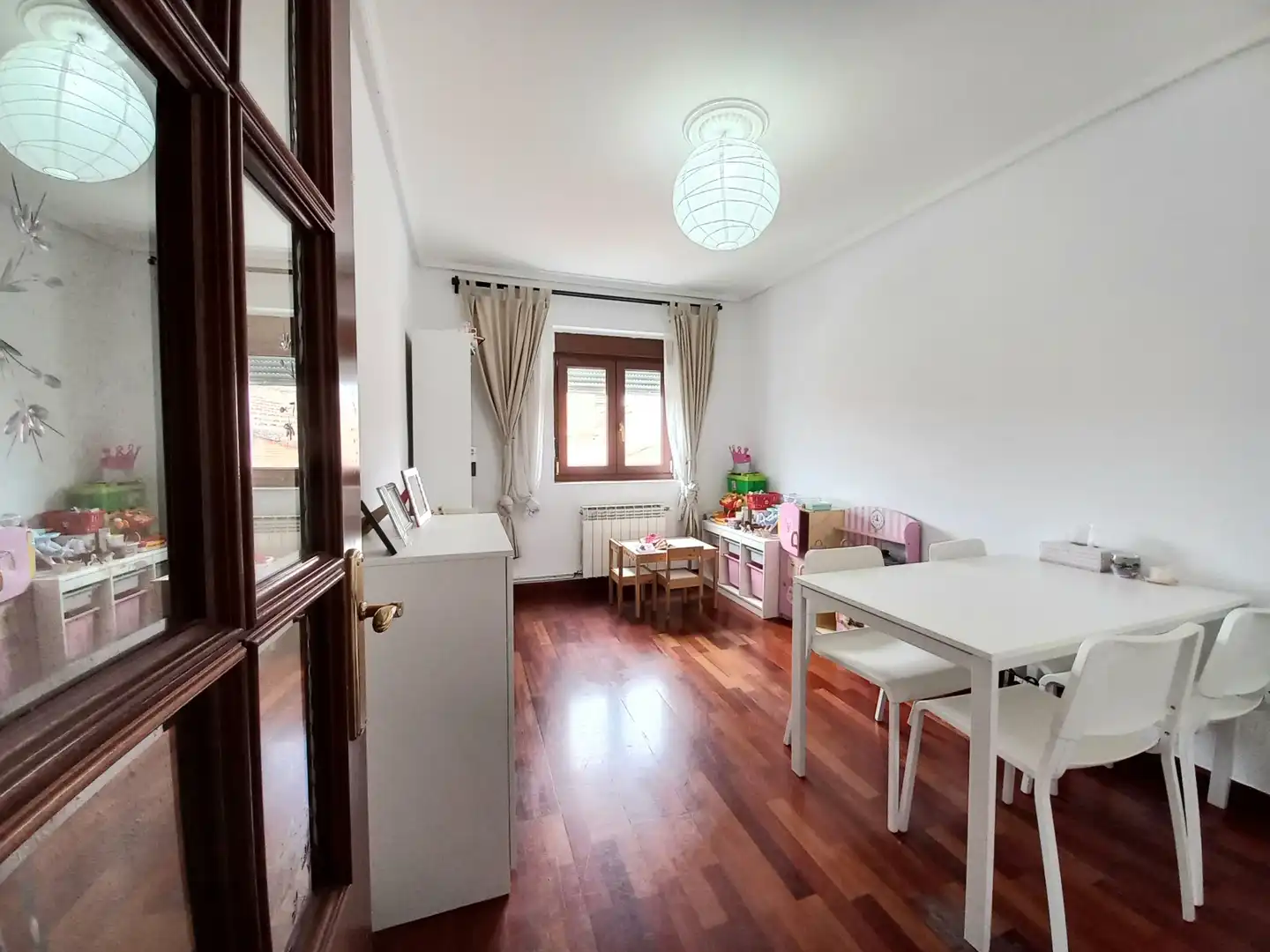 Sala de estar de Piso en venta en Burgos Capital con Calefacción