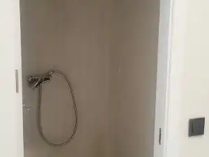 Baño de Nave industrial de alquiler en Alcorcón
