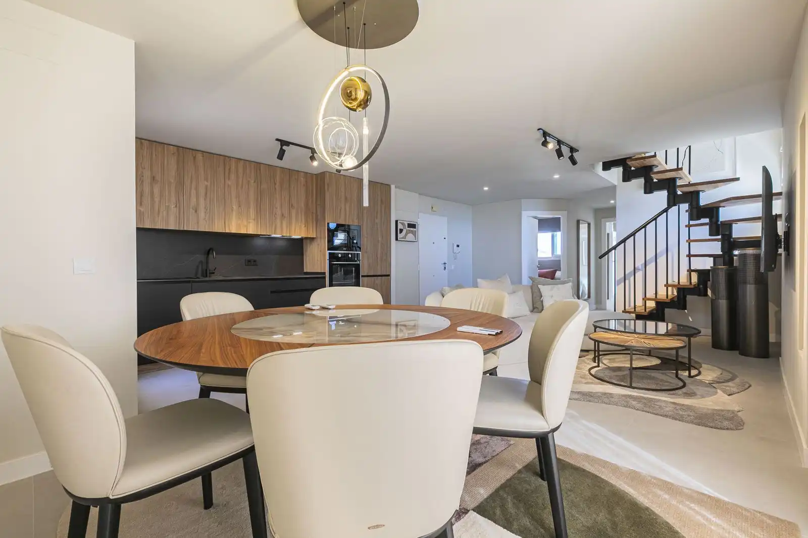 Esszimmer von Maisonette zum Verkauf in Marbella mit Klimaanlage, Terrasse und Möbliert