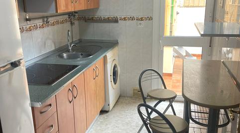 Foto 2 de Apartament de lloguer a Calle Blas Infante, Estación de Autobuses, Cádiz