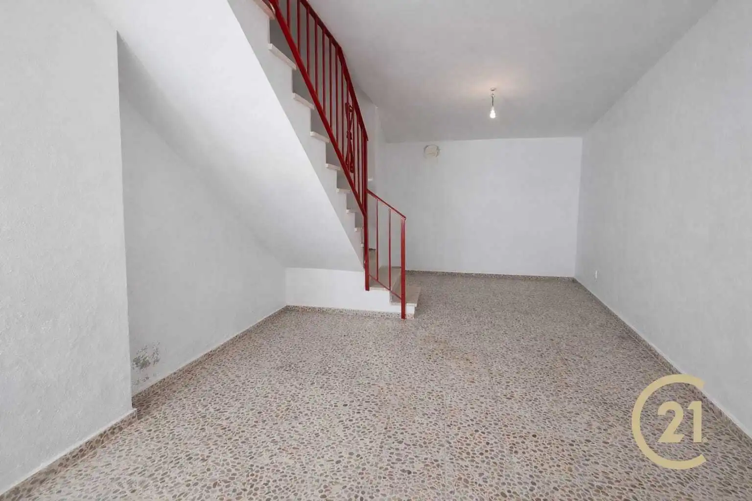 Casa adosada en venda en Cartajima amb Terrassa