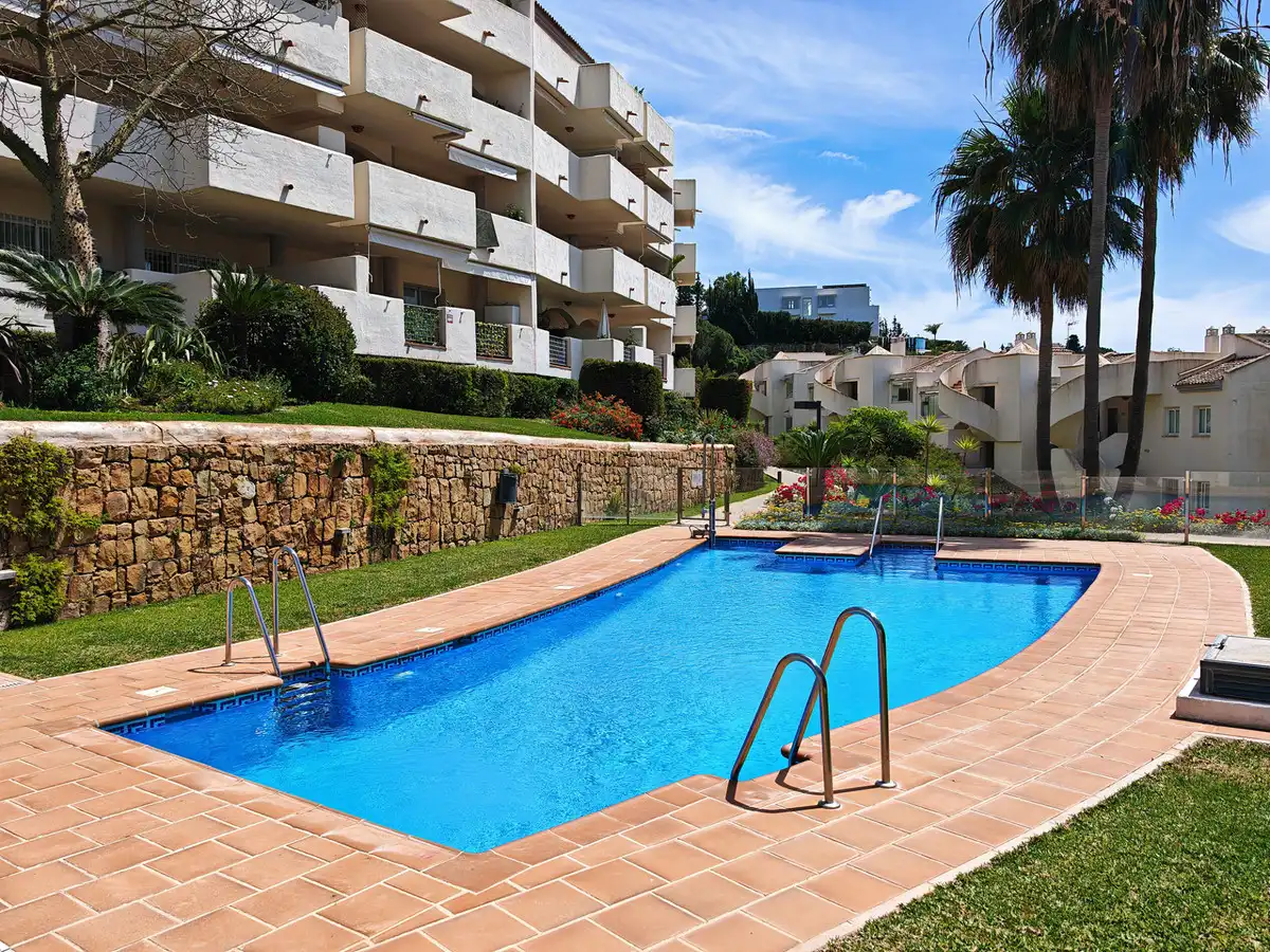 Piscina de Apartament en venda en Marbella amb Aire condicionat, Terrassa i Internet