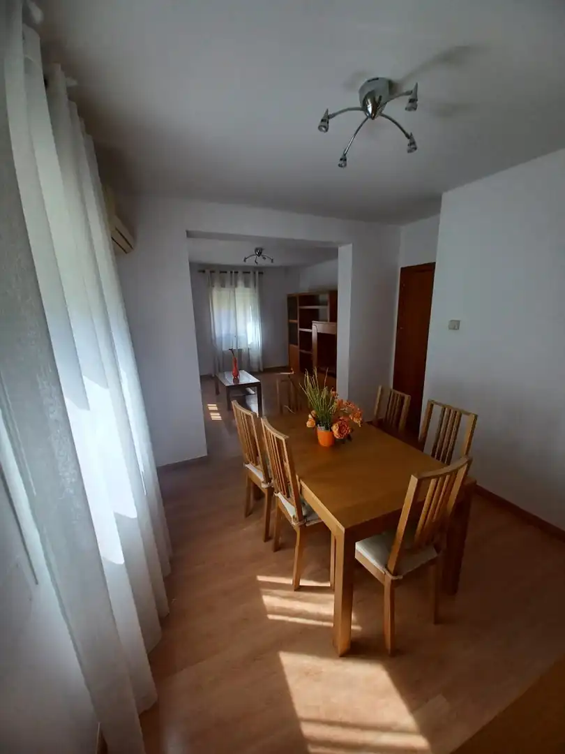 Piso de alquiler en MARCELINO ALVAREZ, Ventas