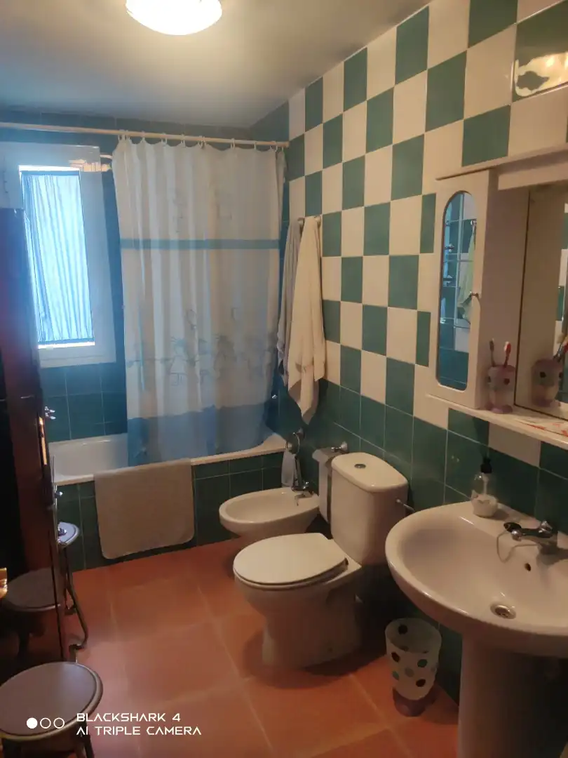 Bany de Casa adosada en venda en Oropesa del Mar / Orpesa amb Aire condicionat, Calefacció i Terrassa