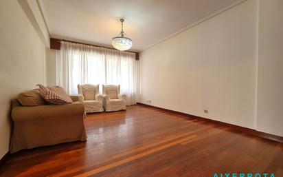 Living room of Flat for sale in Getxo   with Terrace