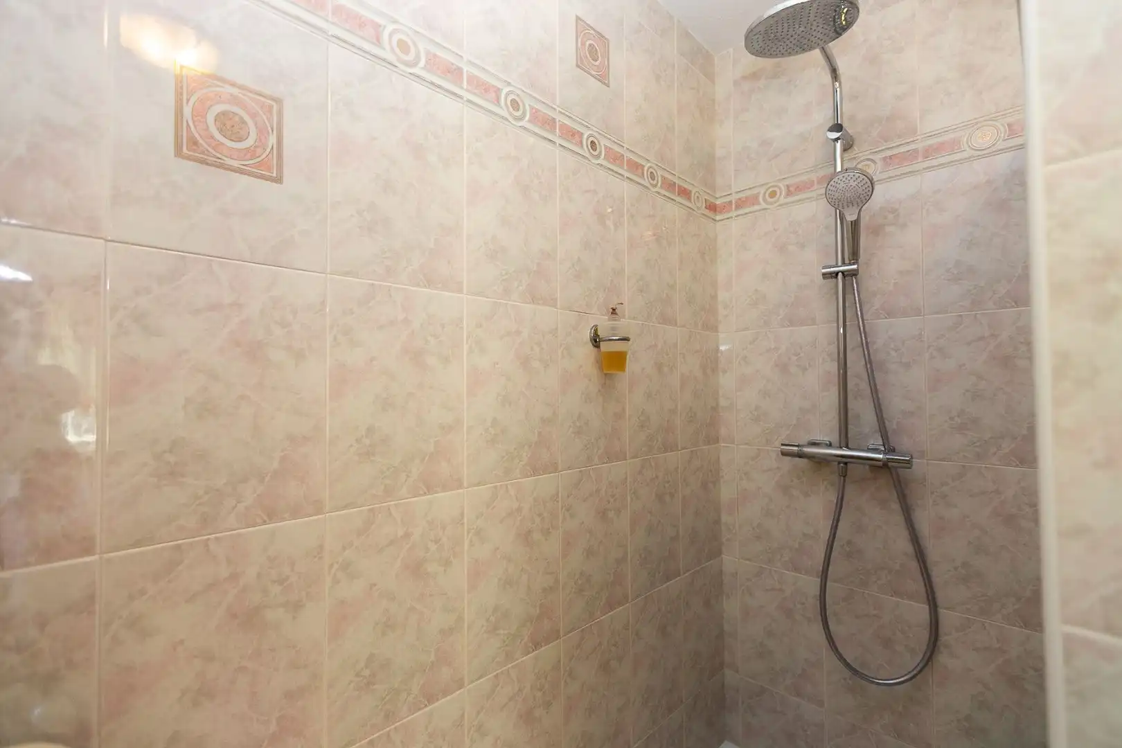 Chalet con piscina en venta en Calle canal de panama, imagen 32