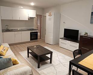 Sala d'estar de Pis en venda en Castellón de la Plana / Castelló de la Plana amb Parquet, Moblat i Forn