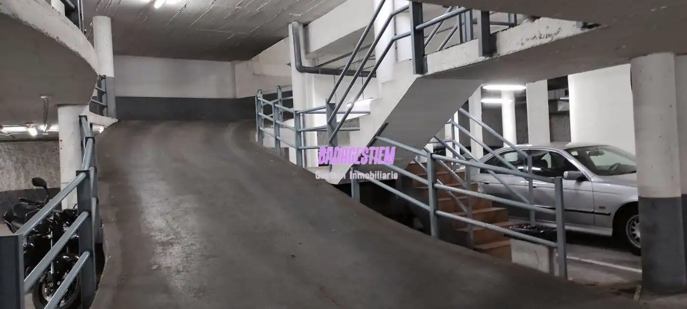 Einzelparkplatz zum Verkauf in Carrer Baldomer Sola, imagen 3