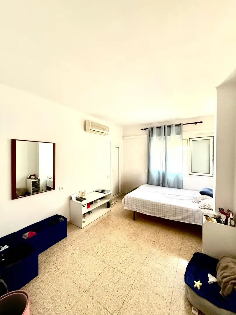 Schlafzimmer von Wohnungen zum Verkauf in  Palma de Mallorca mit Terrasse und Balkon