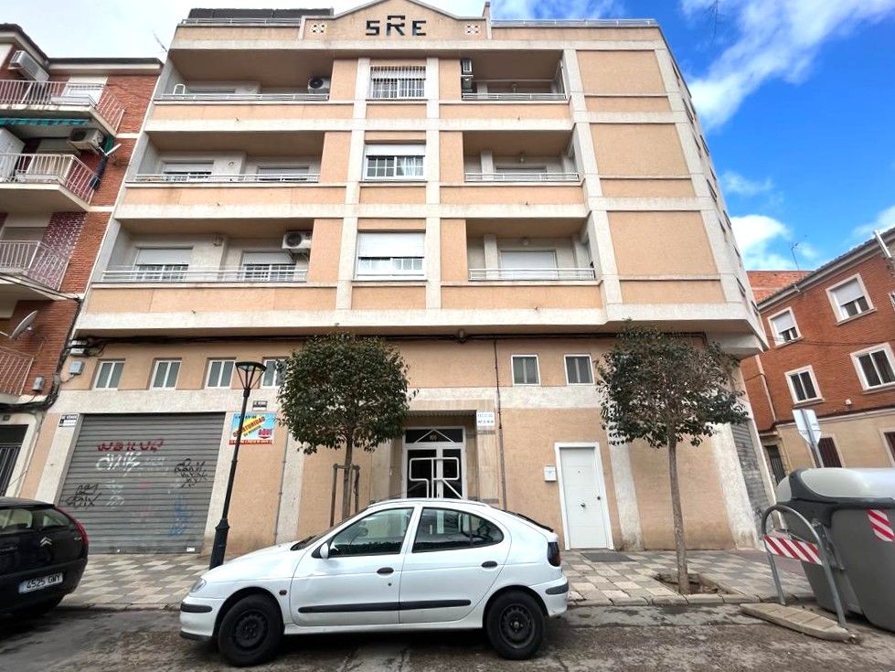 Vista exterior de Pis en venda en  Albacete Capital